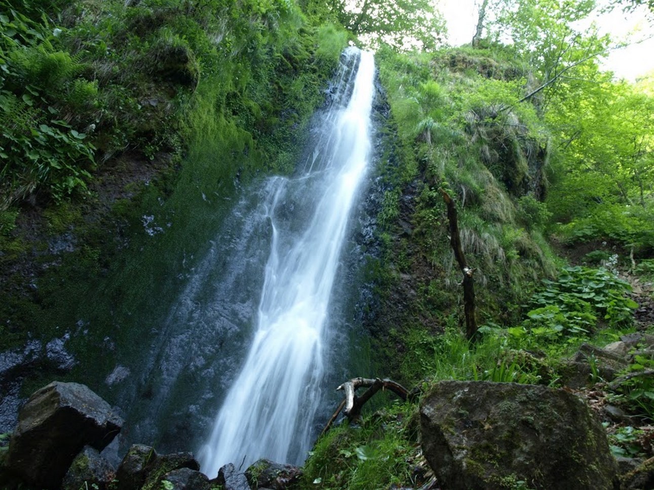 Chaîne des Puys, Puy de Dôme: Cascades et Paysages Enchantés