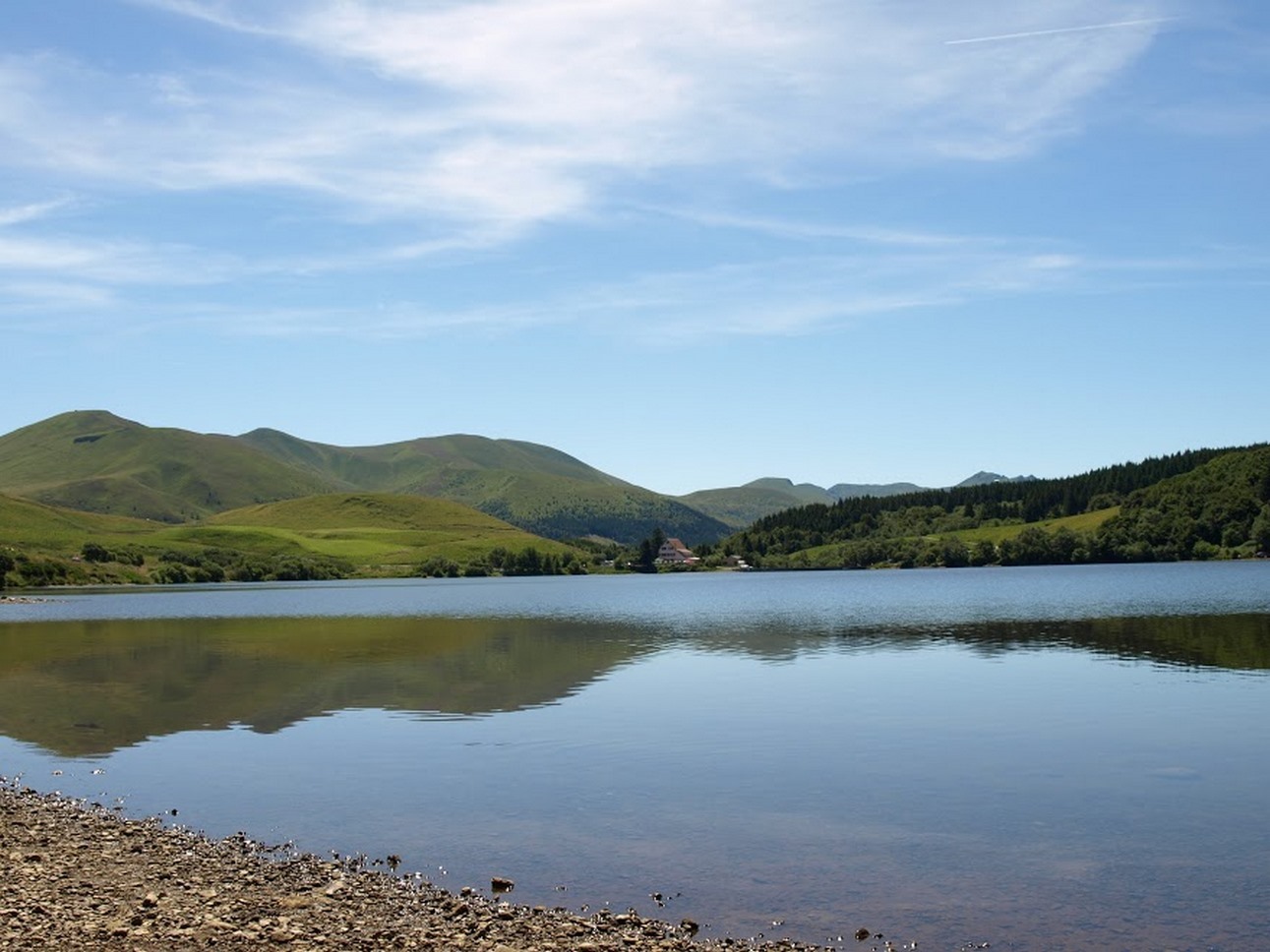 Chaîne des Puys, Puy de Dôme: Lacs Volcans et Nature