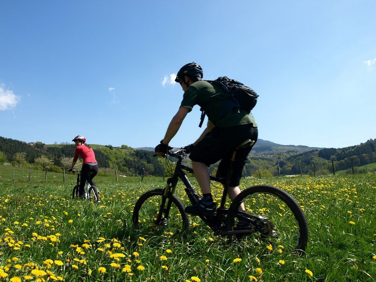 Puy de Dôme (63): Balade à Vélo en Pays Volcanique