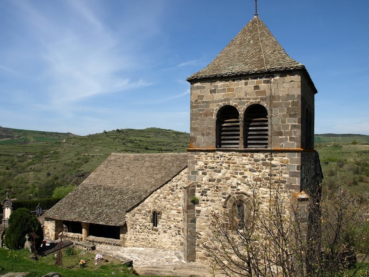 Puy de Dôme (63): Secrets d'Architecture - Monuments Historiques