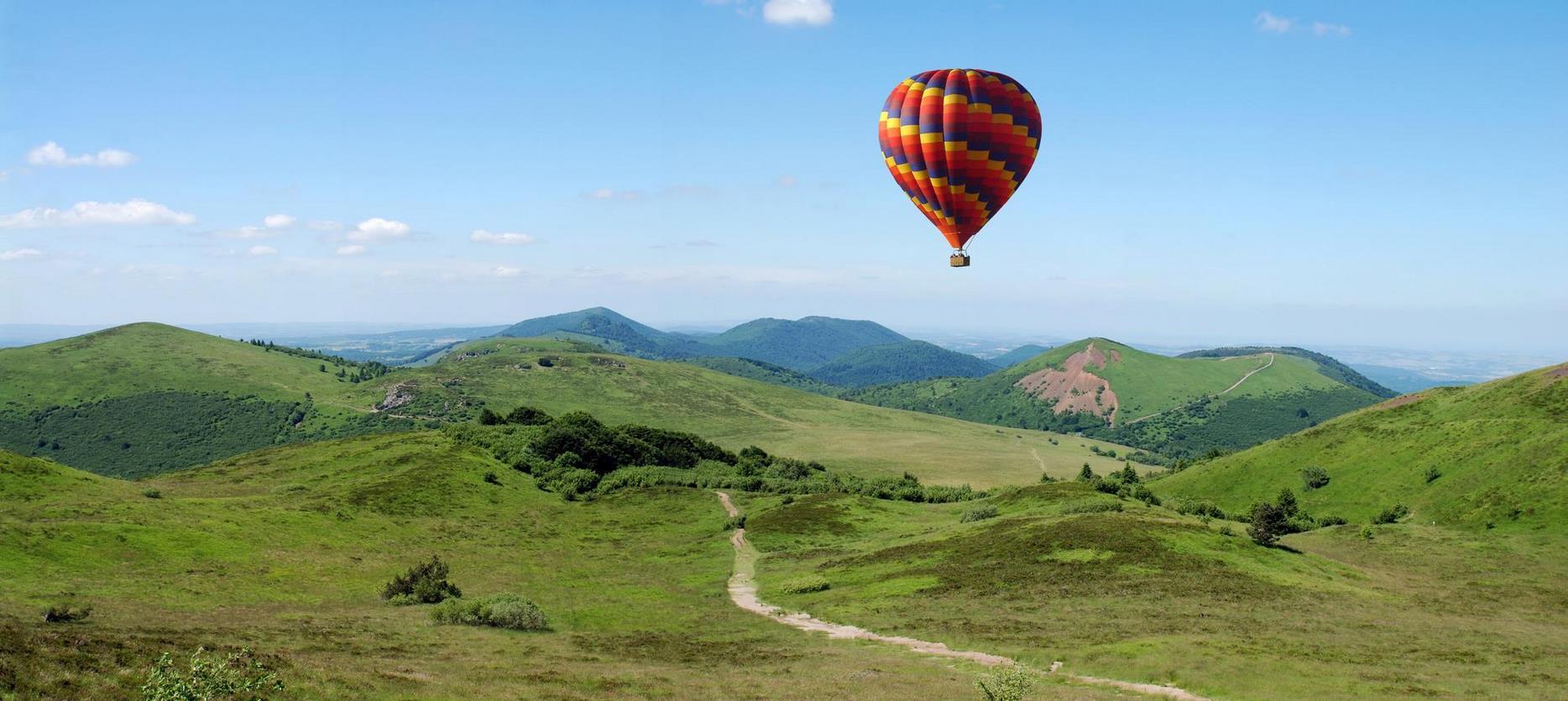 Molgiolfiere : Vue imprenable sur les Volcans d'Auvergne