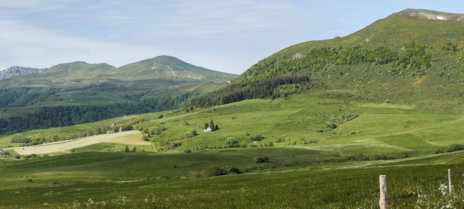 Massif du Sancy : Col de la Croix Morand, Lien entre Chambon Lac et Le Mont Dore