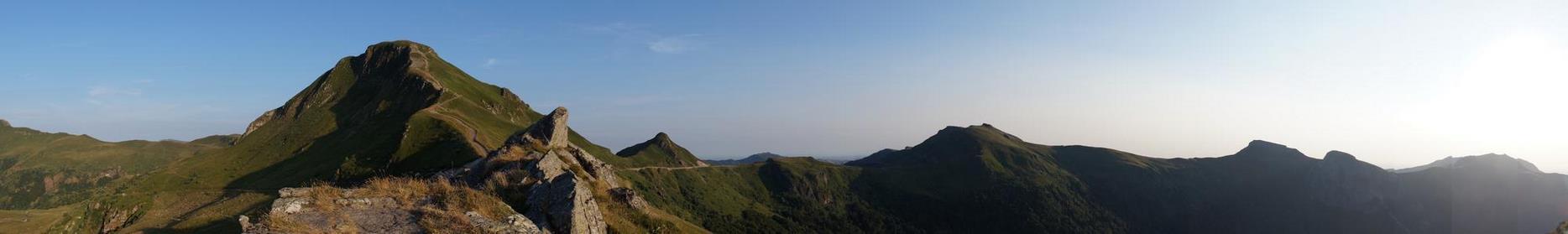 Monts du Cantal : Trésor du Cantal, Splendeur Naturelle