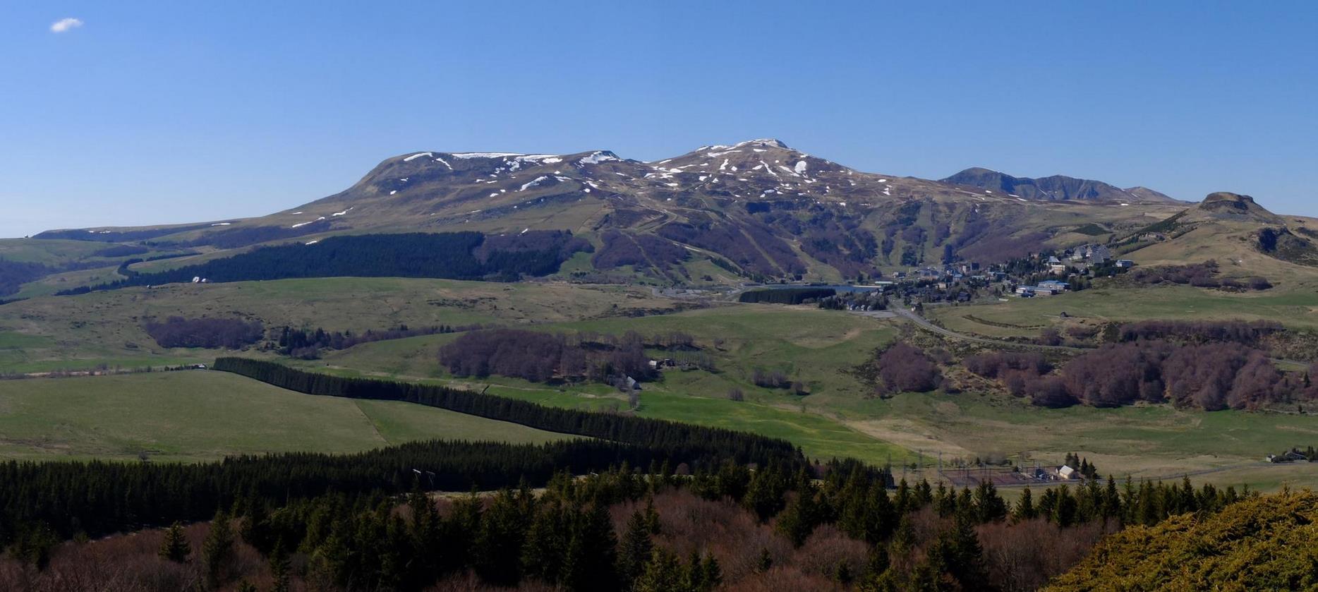 Massif du Sancy : Vue Panoramique Sublime, Nature Impregnante