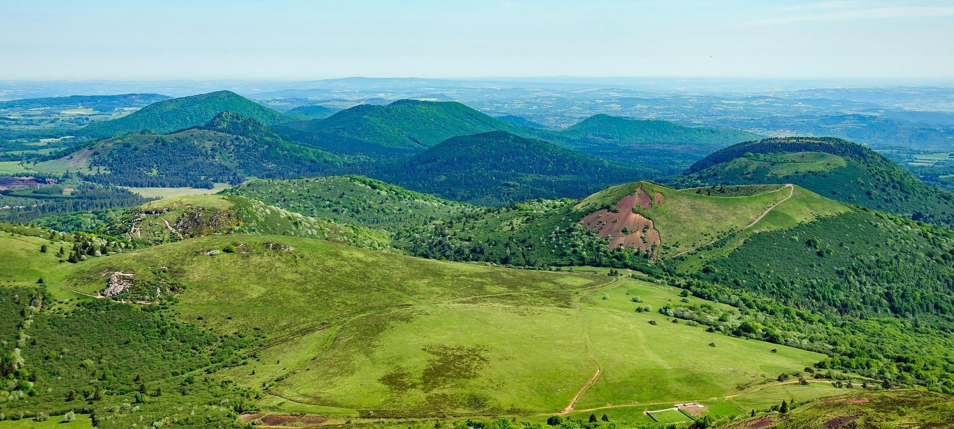 Parc Naturel des Volcans d'Auvergne : Paysage Volcanaïque d'Exception