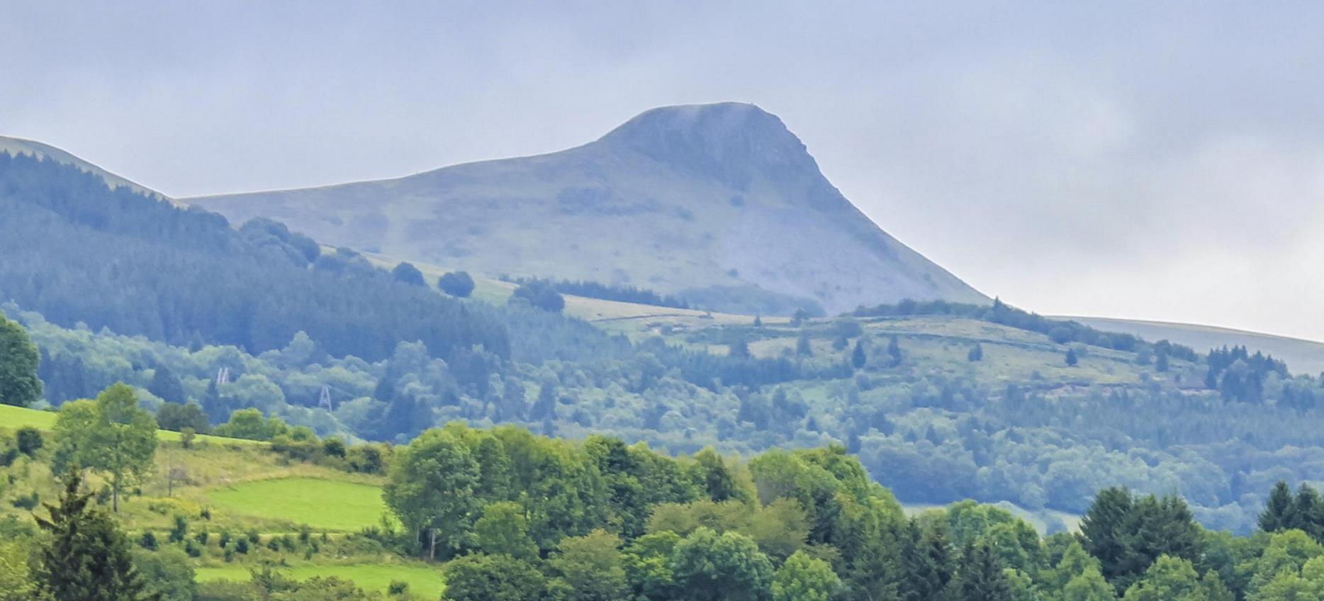 Puy de Cliergue : Vue panoramique sur le Massif Adventif, Sommets D'Exception