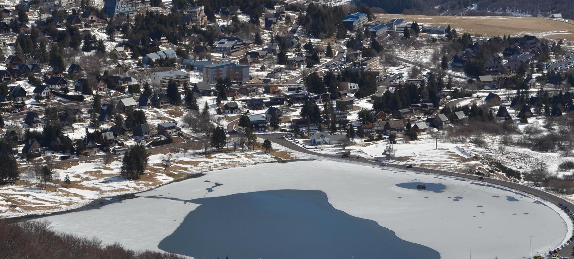 Super Besse : Panorama Exceptionnel à l'Arrivée des Pistes !