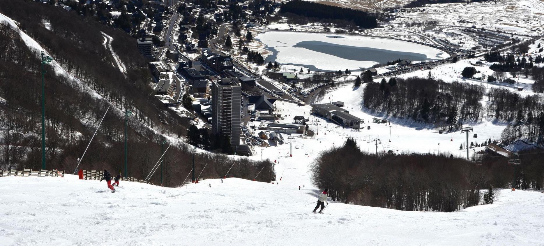 Super Besse : Descente Piste Rouge, Adrénaline et Plaisir