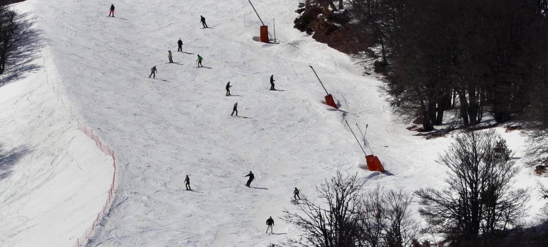 Super Besse : Piste Bleue des Capucins, Un Moment de Plaisir