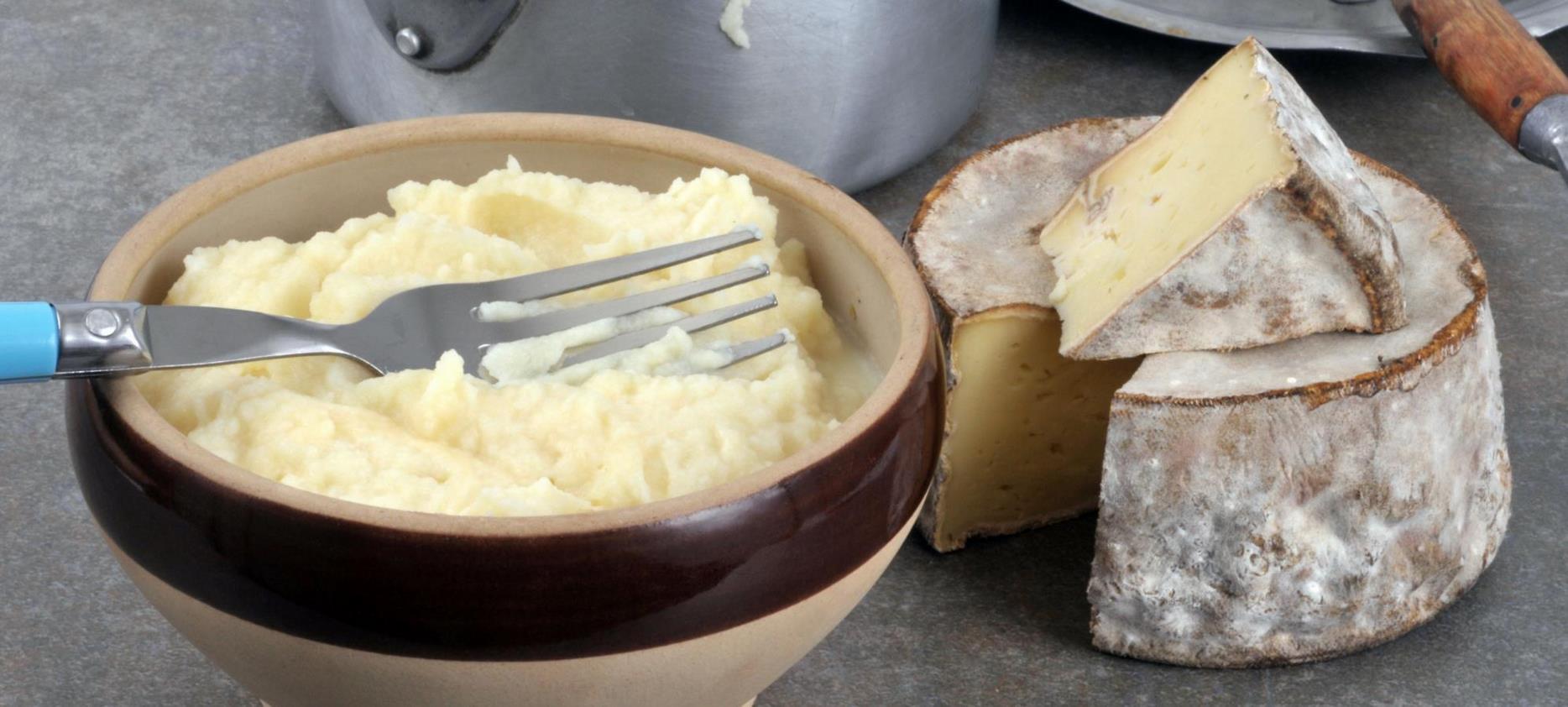 Truffade : Recette Auvergnate Authentique à Base de Pomme de Terre et Fromage