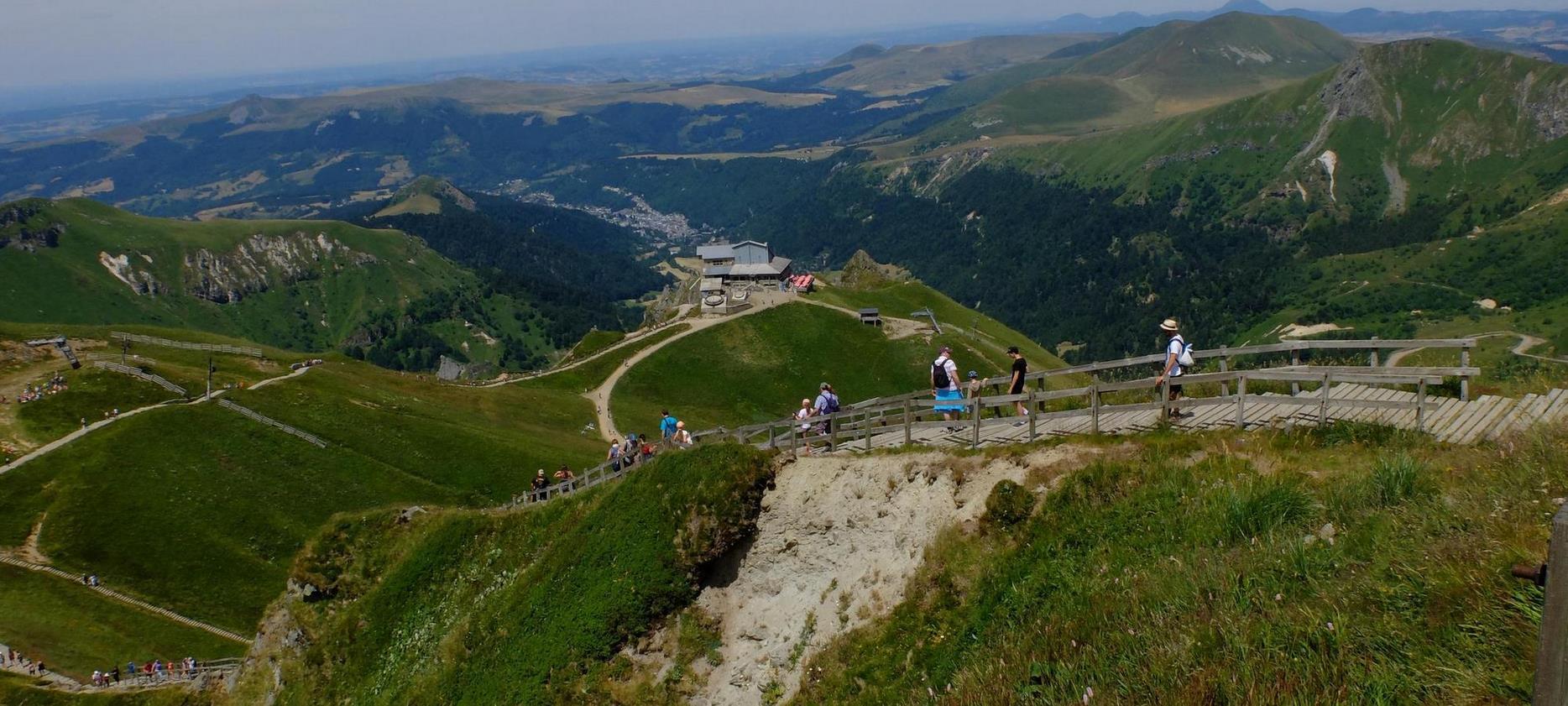 Super Besse - Descente Téléphérique du Sancy - Restaurant - Découverte Naturelle