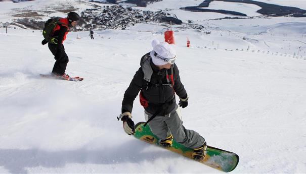 Super Besse : Snowboard : sensations fortes sur les pistes !