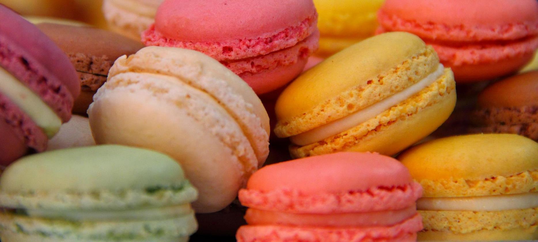 Super Besse: Atelier de Fabrication de Macarons - Un Délice Sucré