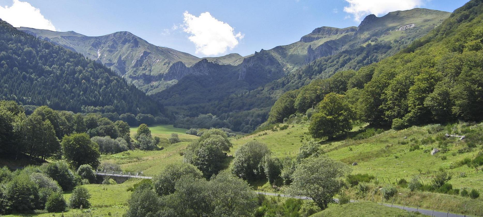 Super Besse - Découverte du Chemin de Randonnée en Vallée de Chaudefour 