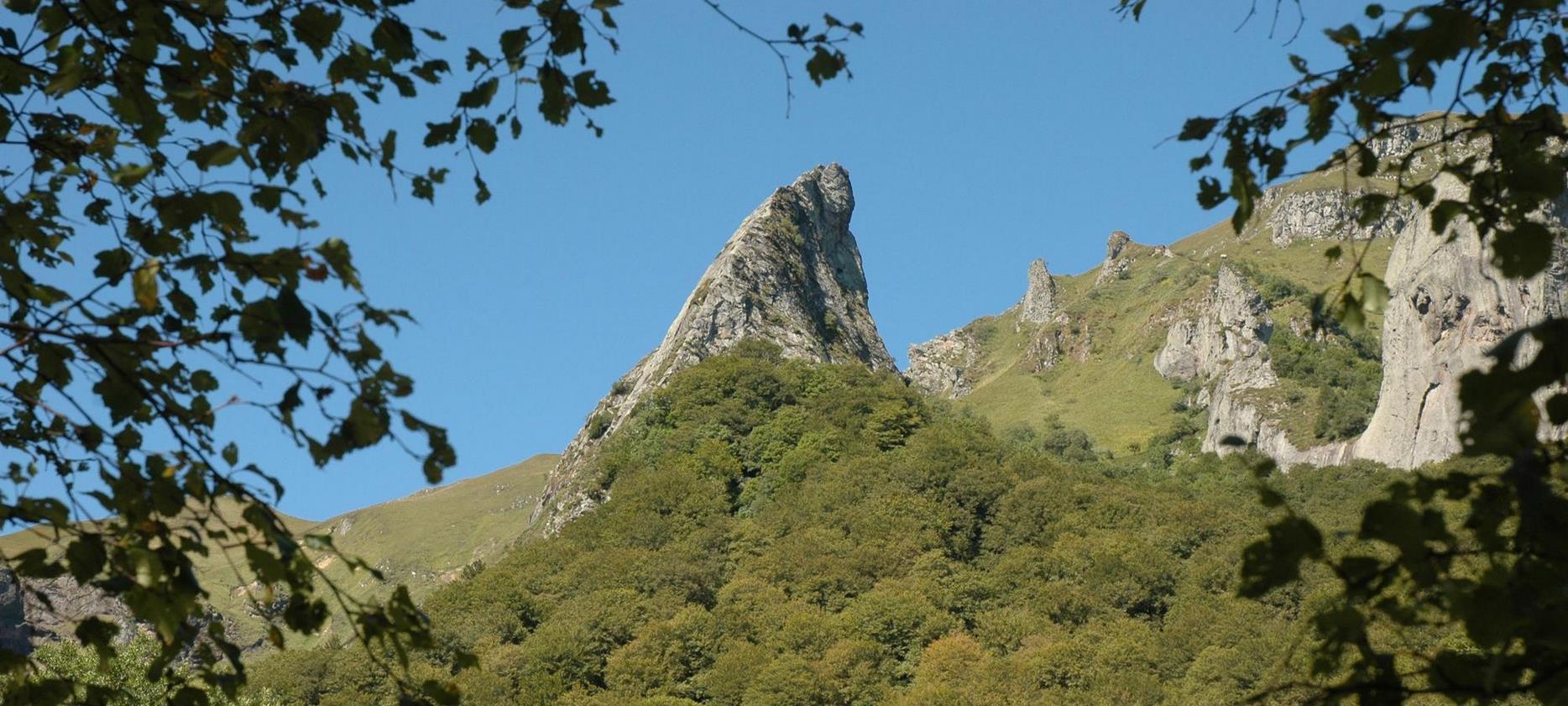 Super Besse - Crête du Coq : Un Sommet Majestueux