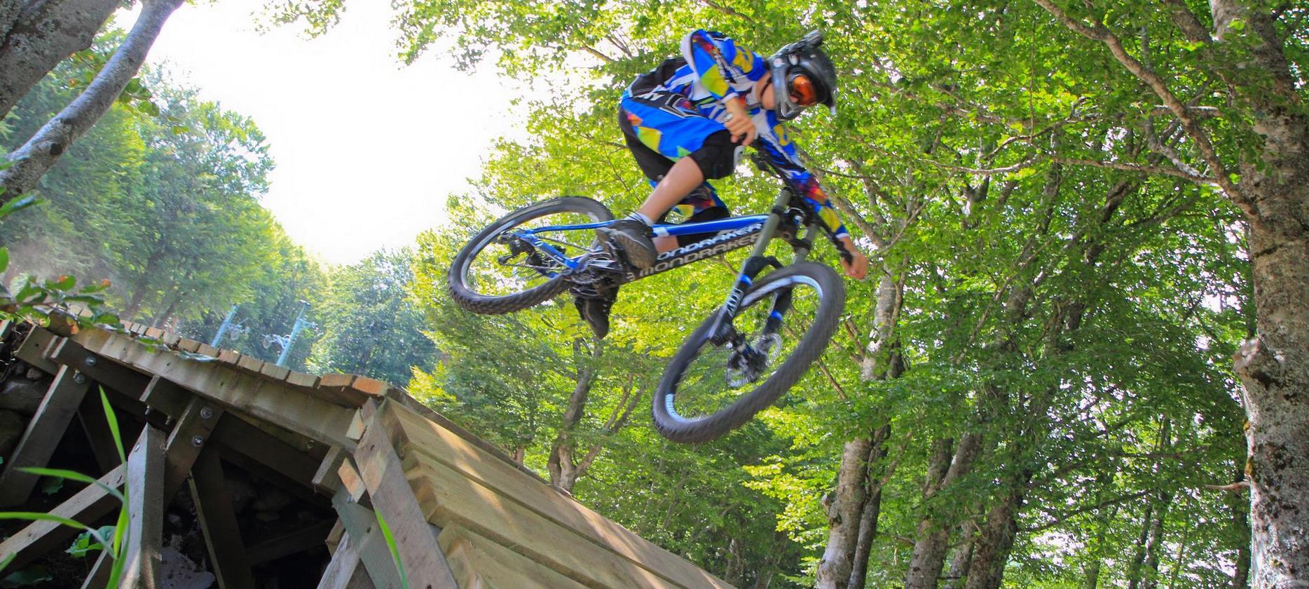 Super Besse : Bike Park - Entraînement & Progression VTT !