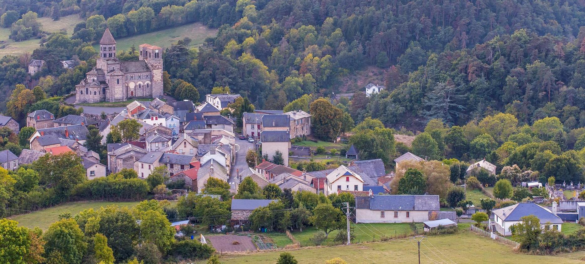 Super Besse : Vue Panoramique sur le Village de Saint-Nectaire