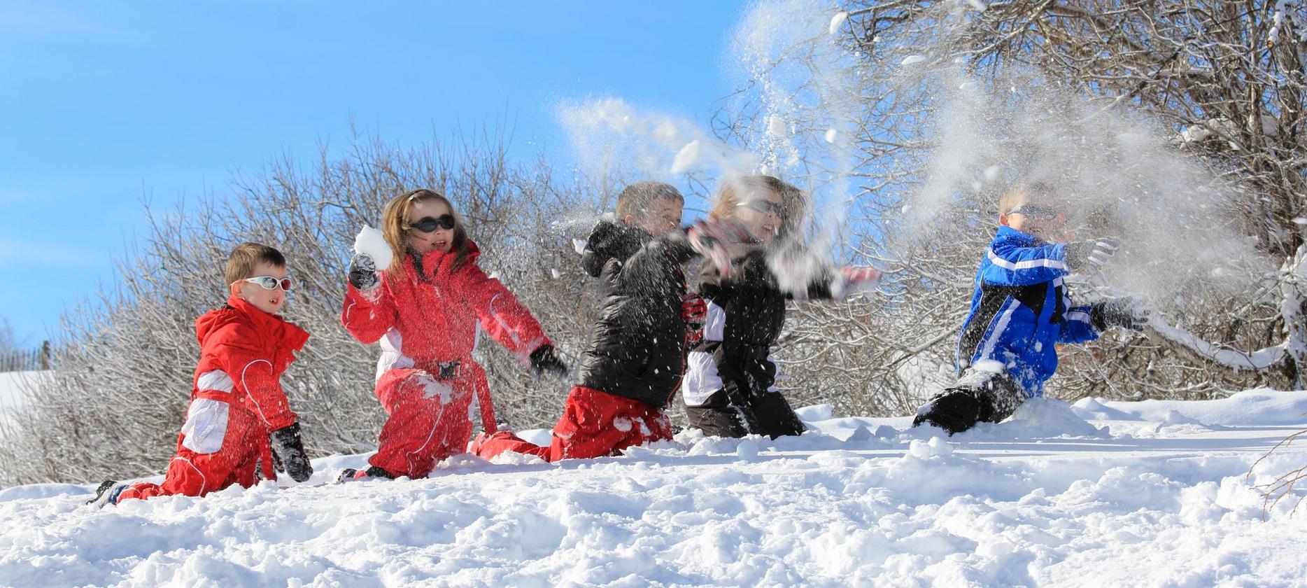 Super Besse - Mont-Dore : Souvenirs Inoubliables d'une Bataille de Boules de Neige