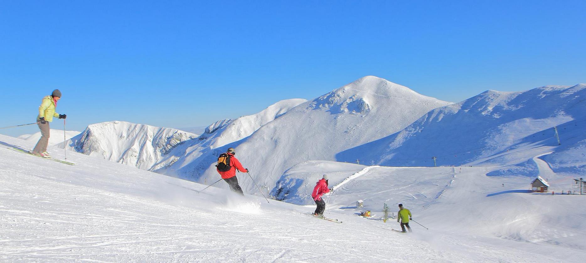 Massif du Sancy : Descente à Ski sur les Pistes du Sancy