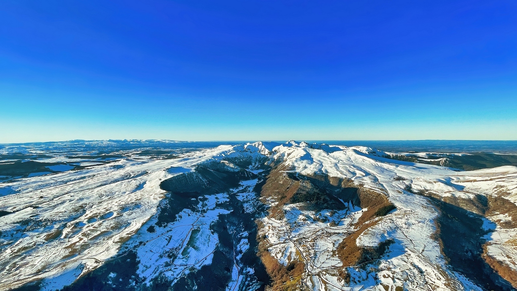 Auvergne Montgolfière : Survol Envoûtant de la Vallée de Chaudefour