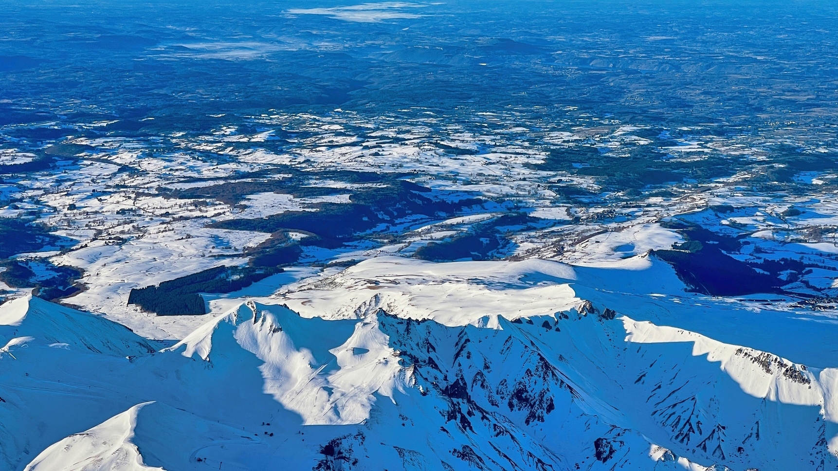 Auvergne Montgolfière : Puy de Sancy et Pas de l'Ane, un Vol Spectaculaire au-dessus des Sommets