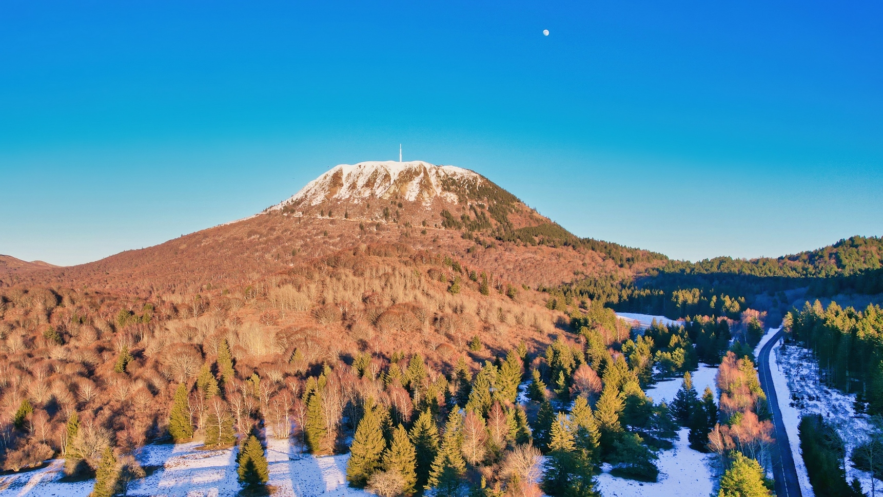 Puy de Dôme - Sous la Neige - Paysage Féerique