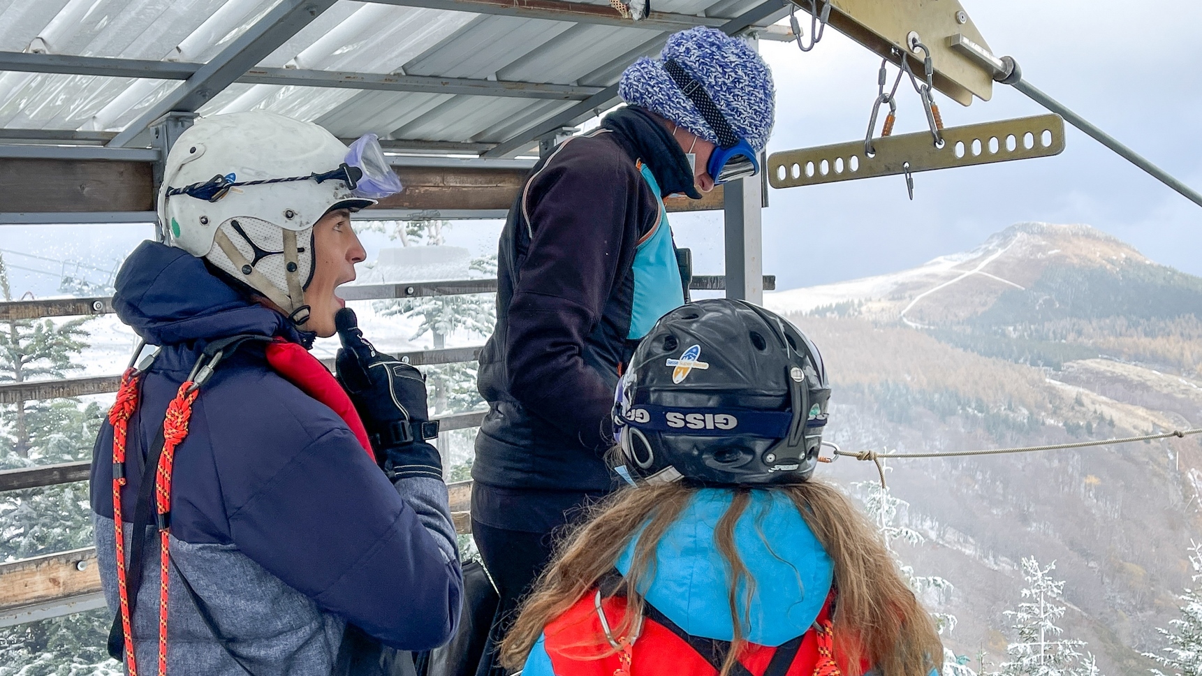 Tyrolienne Super Besse : Aventure Prête à Démarrer !