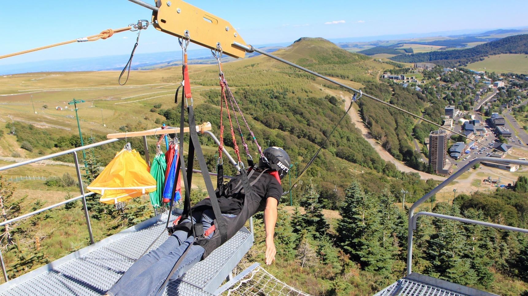 Super Besse : Tyrolienne - Vue Panoramique Exceptionnelle sur le Village !