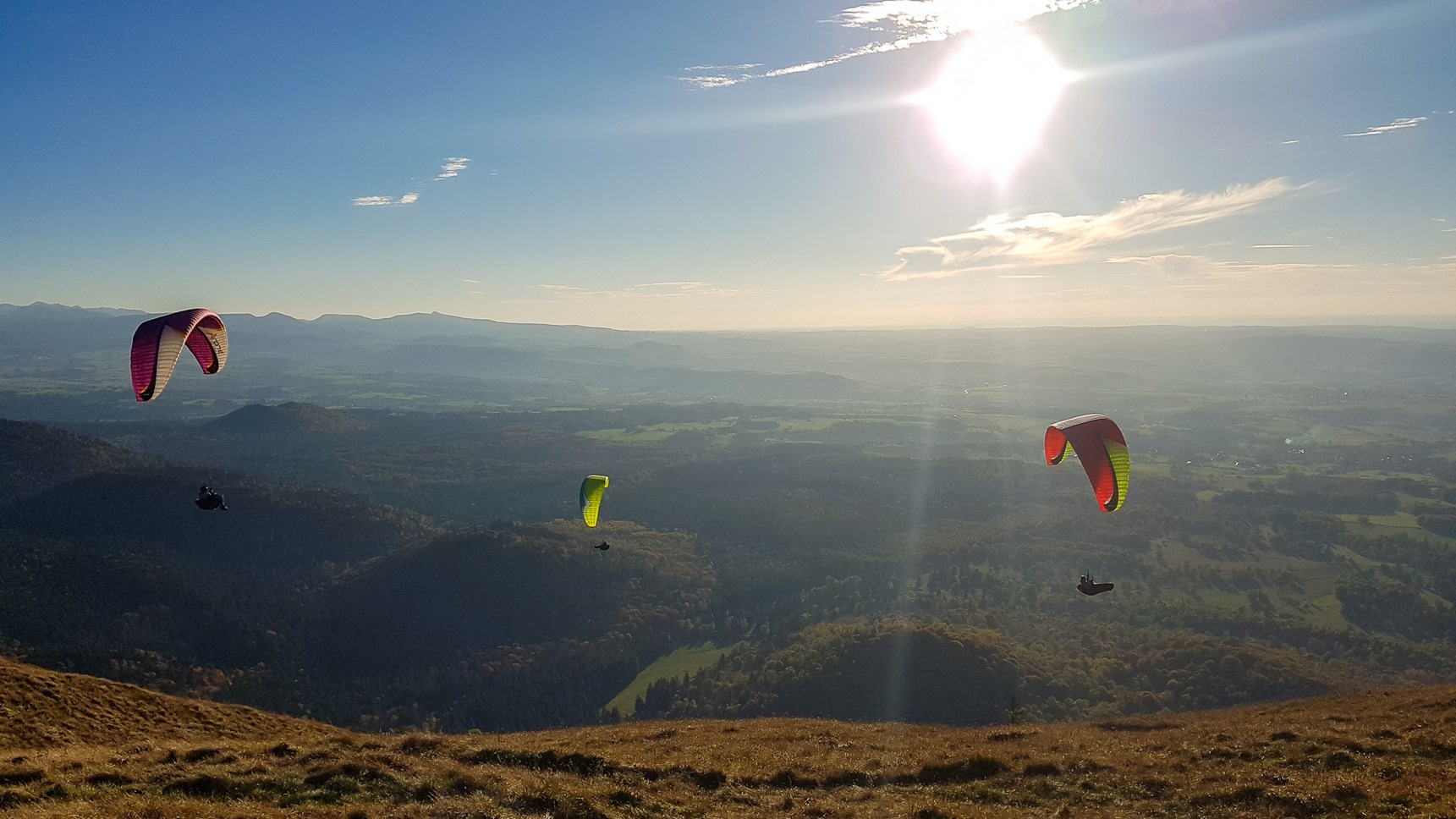 Au Sommet du Puy de Dôme, vol en Parapente au Puy de Dôme