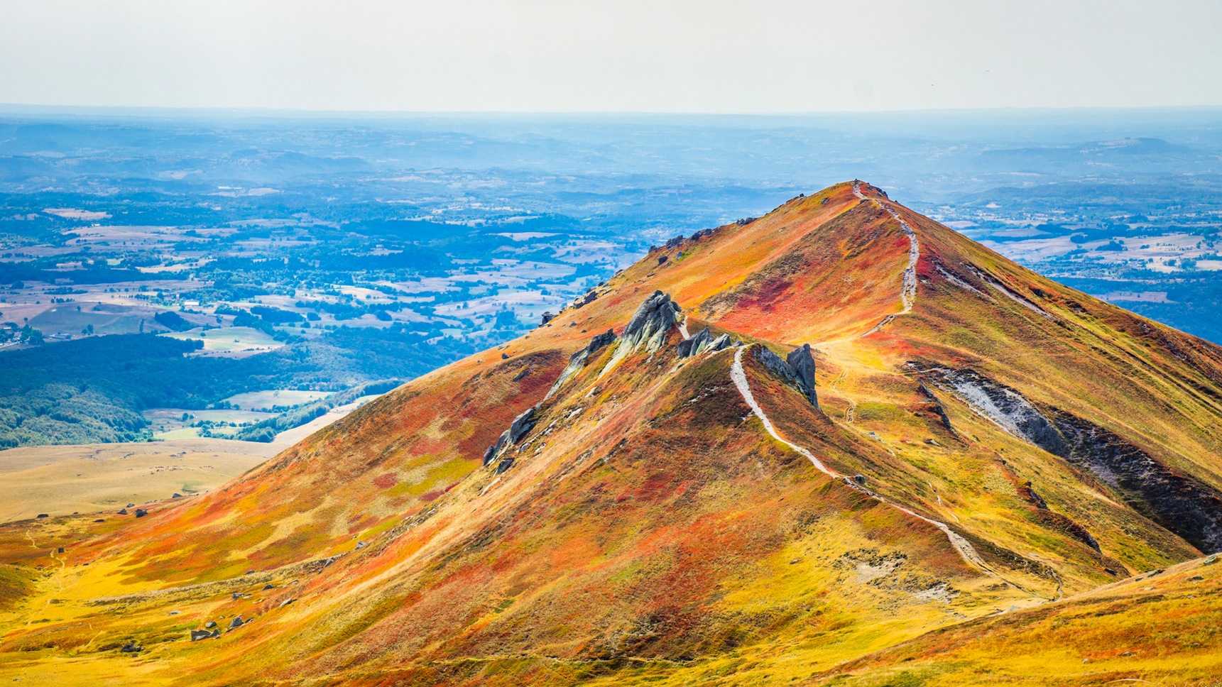 Massif du Sancy : Puits Gros, Fontaine Salée, Merveilles Naturelles