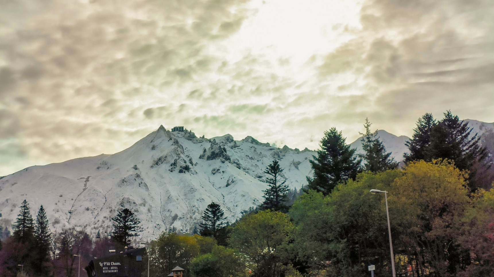 Le Puy de Sancy se couvre de son manteau blanc : Premières neiges de novembre 2022 !