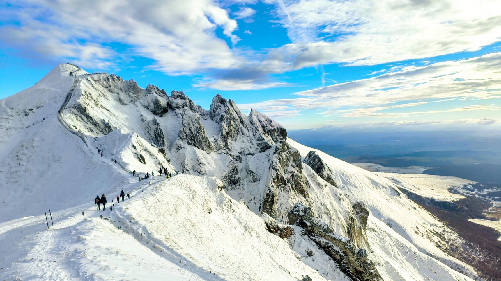 Au sommet du Puy de Sancy : La neige est arrivée en novembre 2022 !