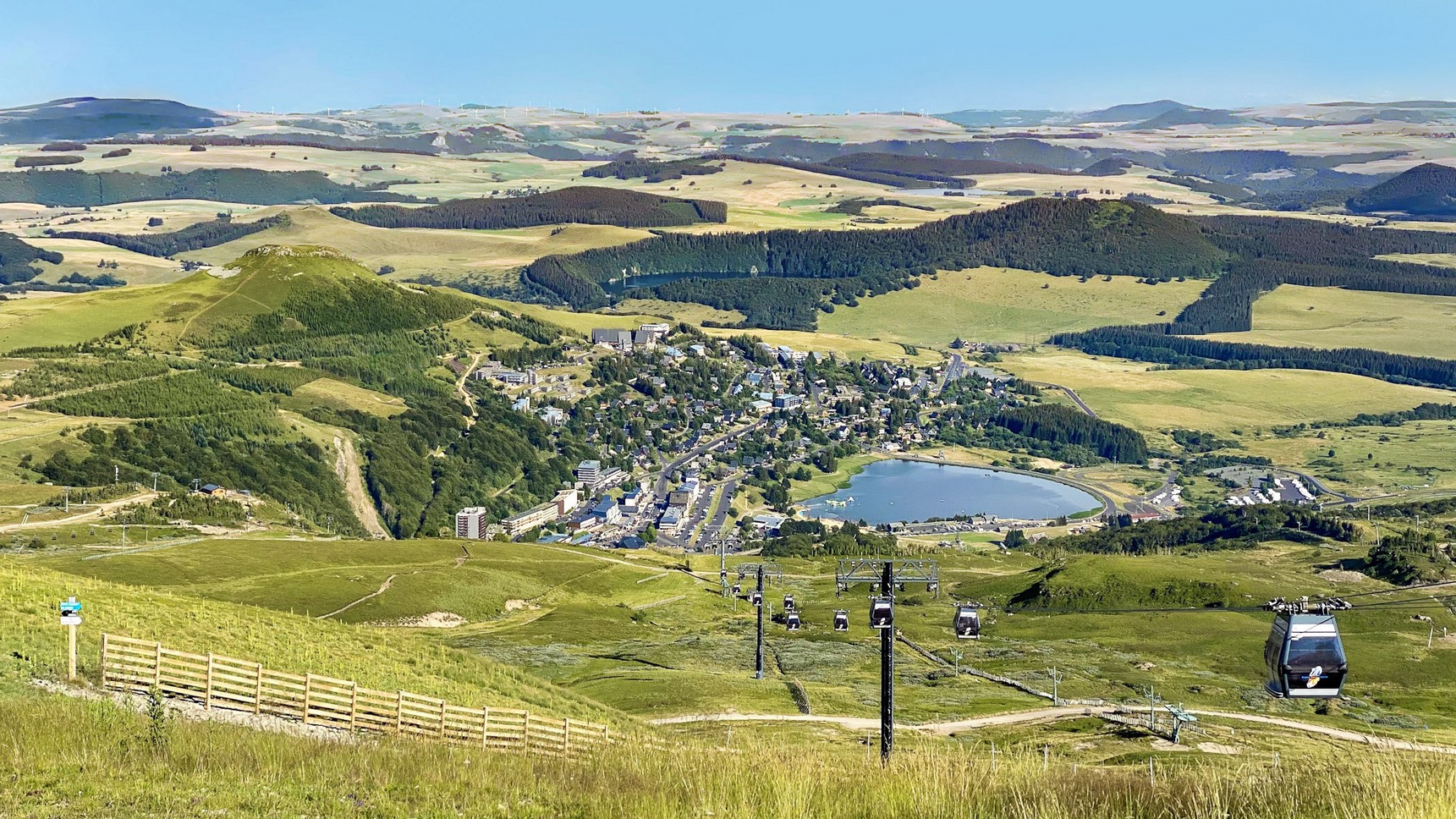 Super Besse - Puy de la Perdrix - Panorama Exceptionnel