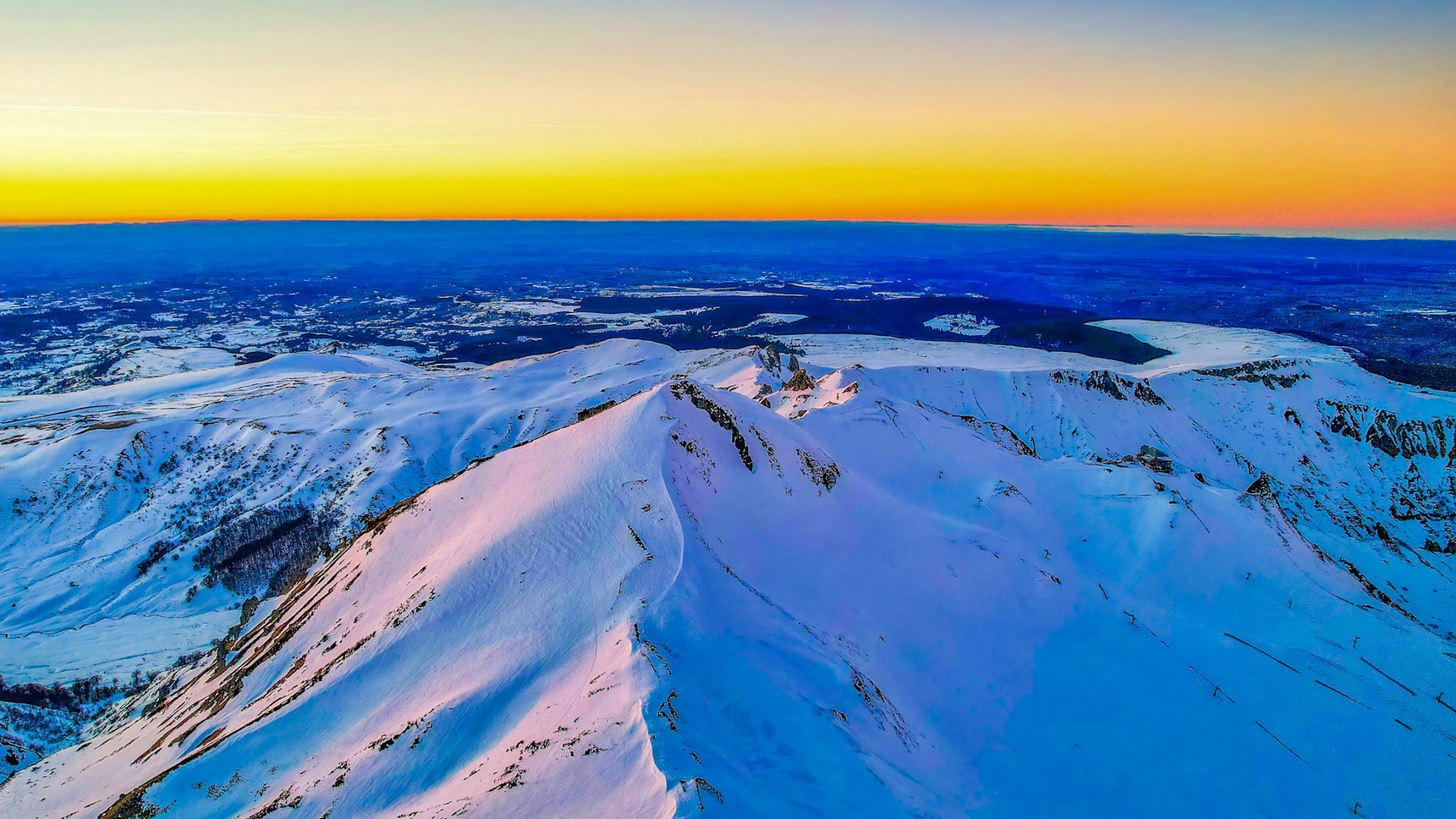 Puy de Sancy Enneigé : Coucher de Soleil Féerique