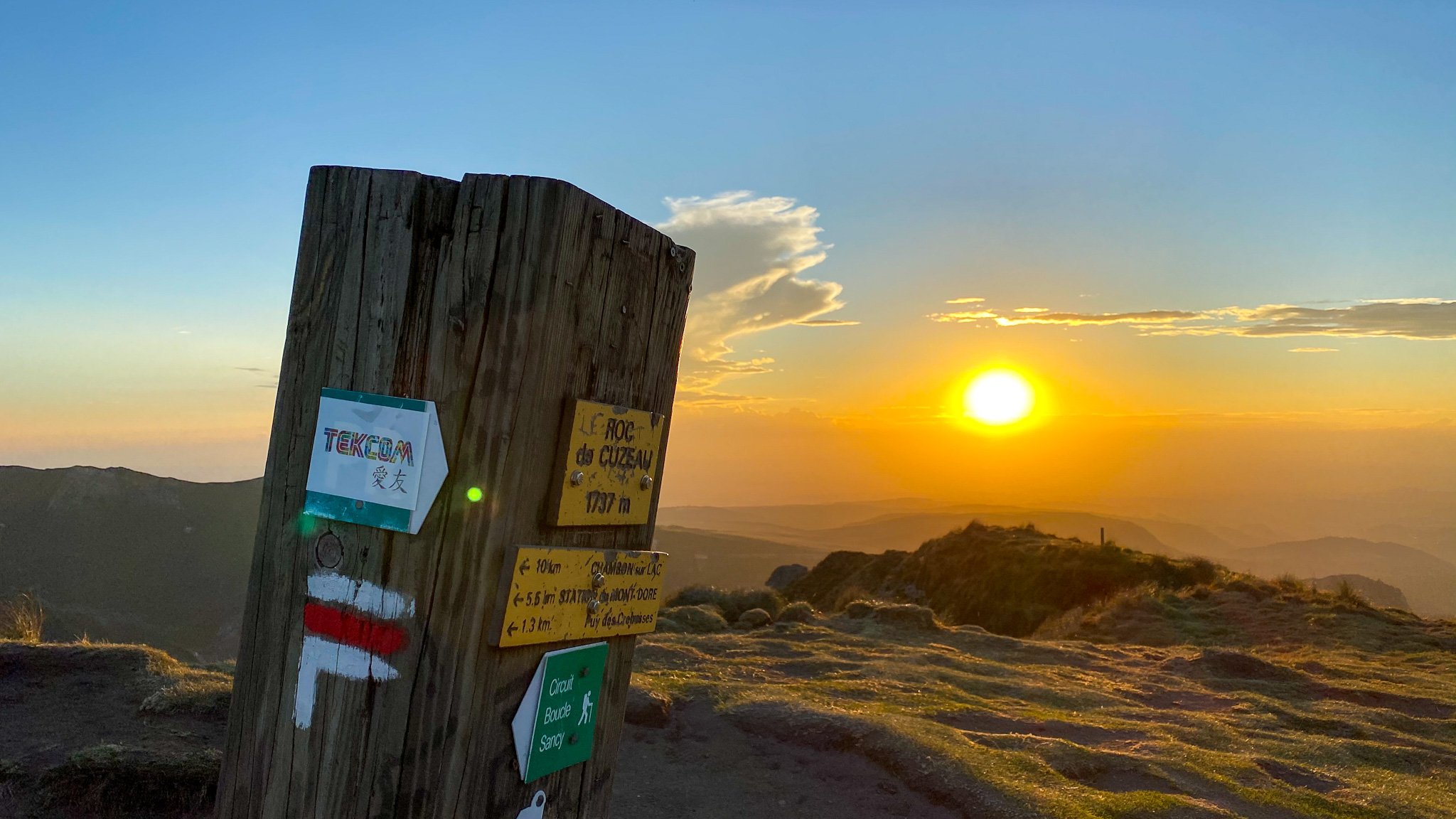 Roc de Cuzeau, Coucher de Soleil sur le Puy de Cliergue