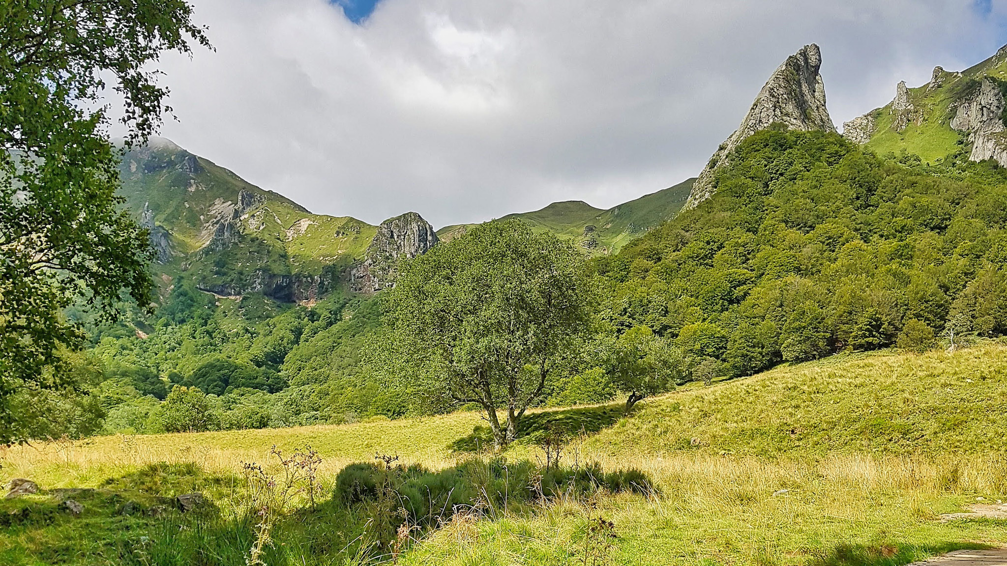 Réserve Naturelle Nationale de Chaudefour : Un Paradis Naturel