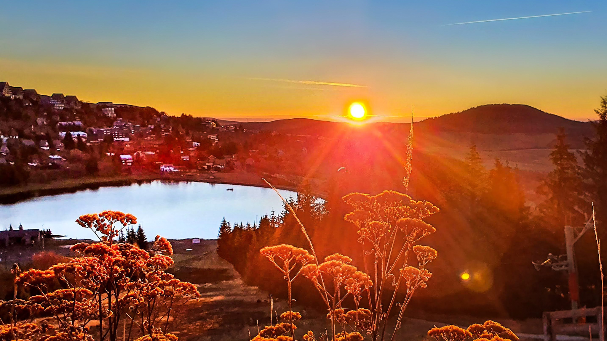 Super Besse : Lever de Soleil Magique en Novembre