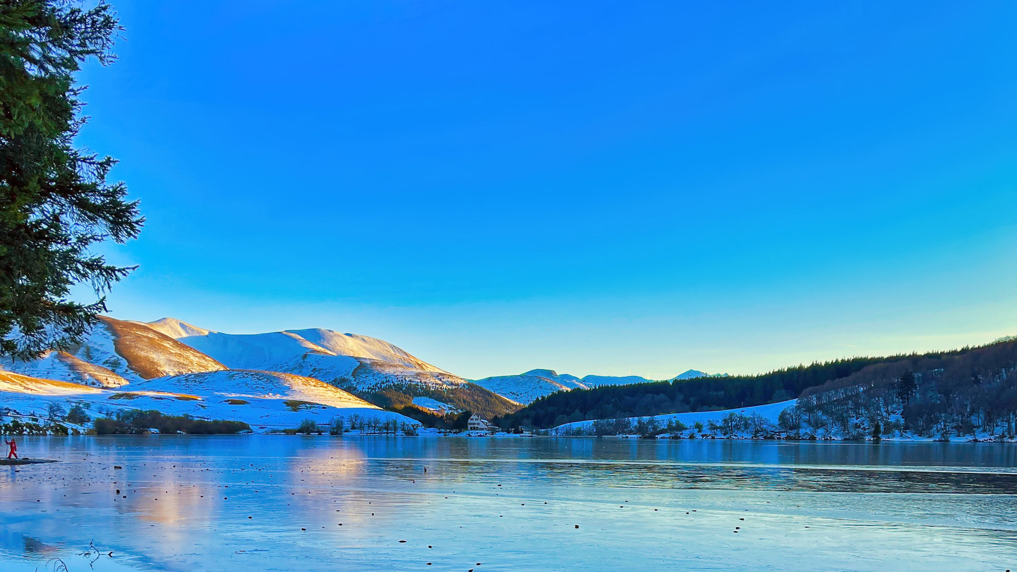 Lac de Guéry : Panorama Splendide