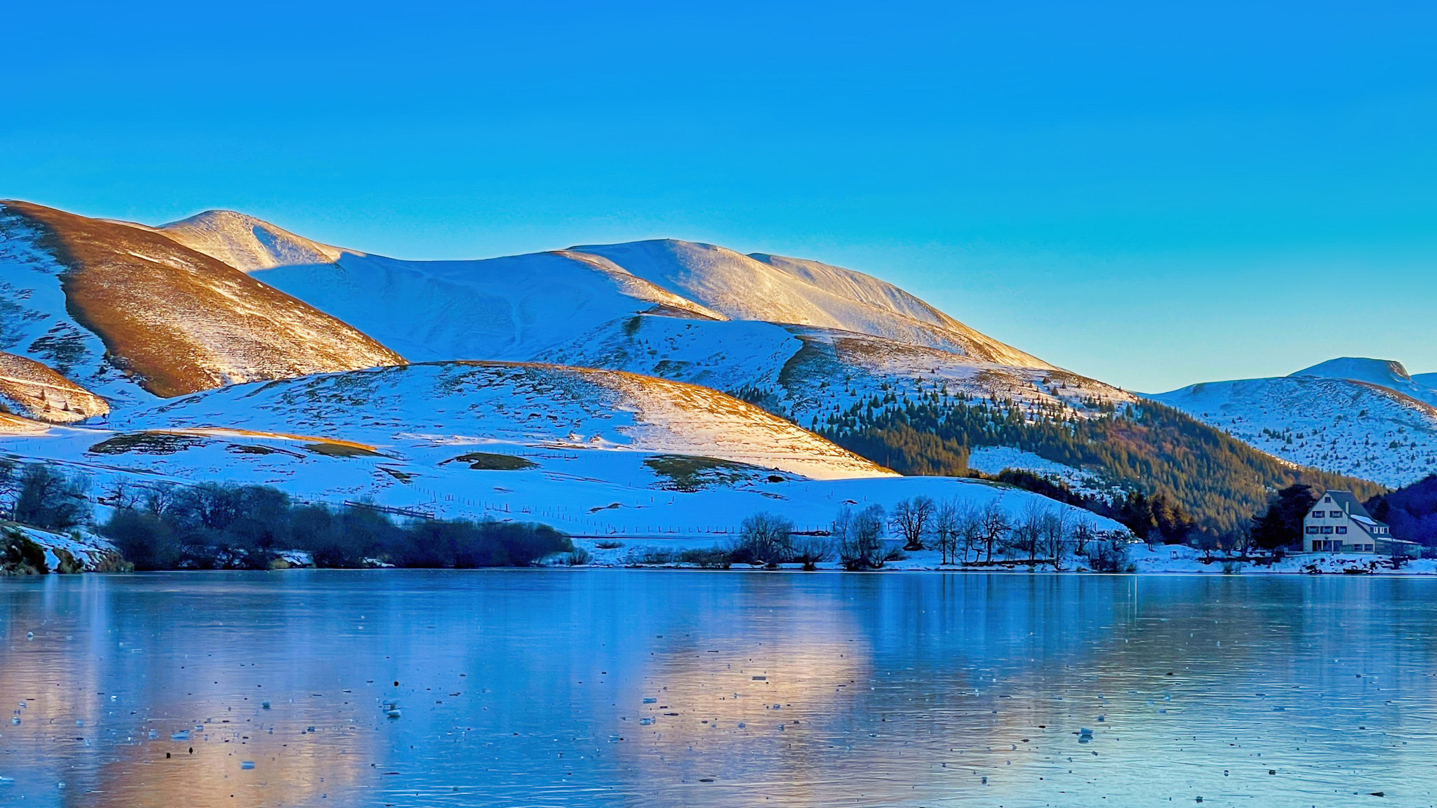 Puy de la Tache : Coucher de Soleil Magique