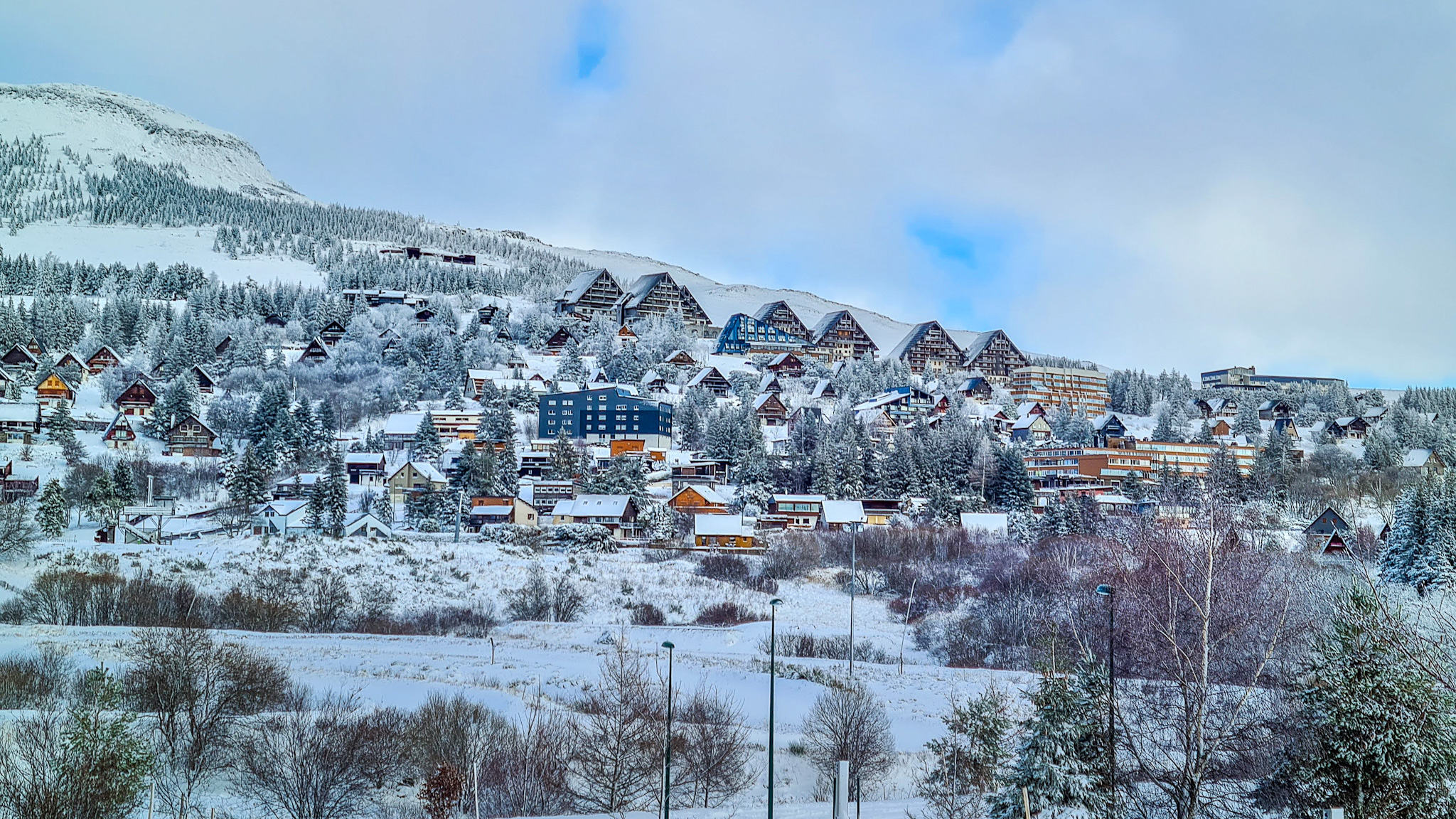 Super Besse - Charme Authentique du Village de Chalets