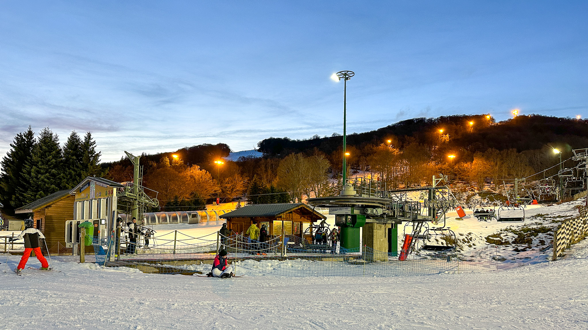 Super Besse - Ski Nocturne : Pistes Illuminées, Sensations Exceptionnelles