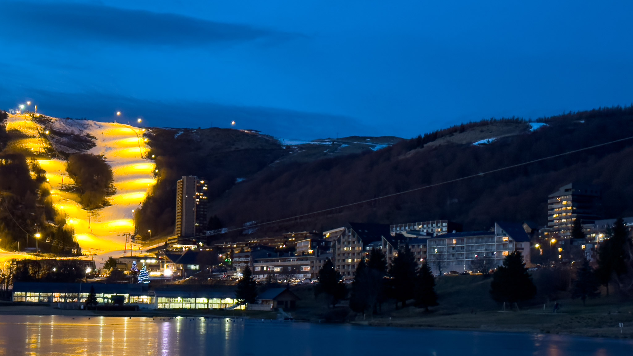 Super Besse - Centre Ville : Ambiance et Activités