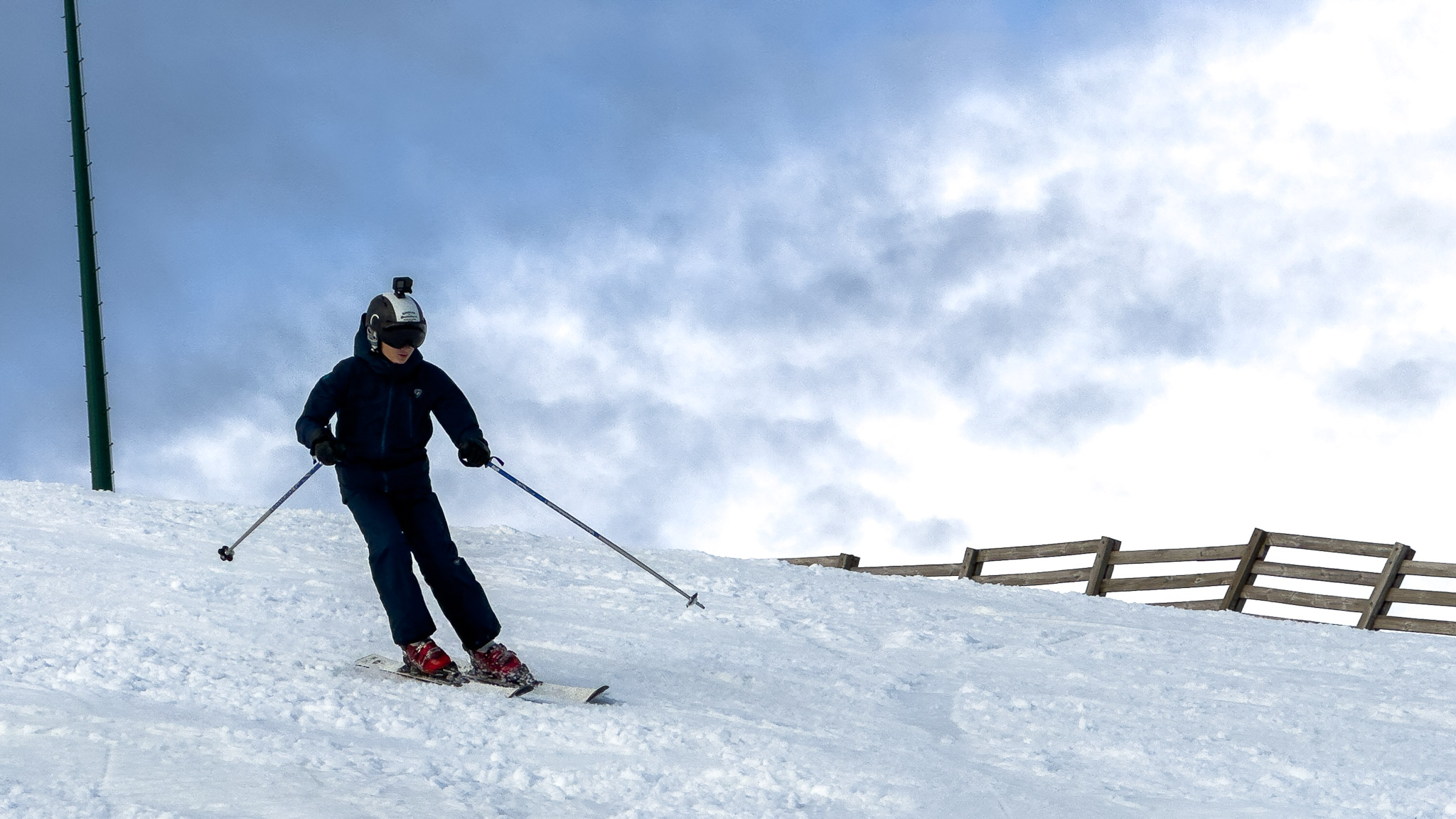 Super Besse - Descente Piste Rouge René Chibret : Adrénaline et Vue Panoramique