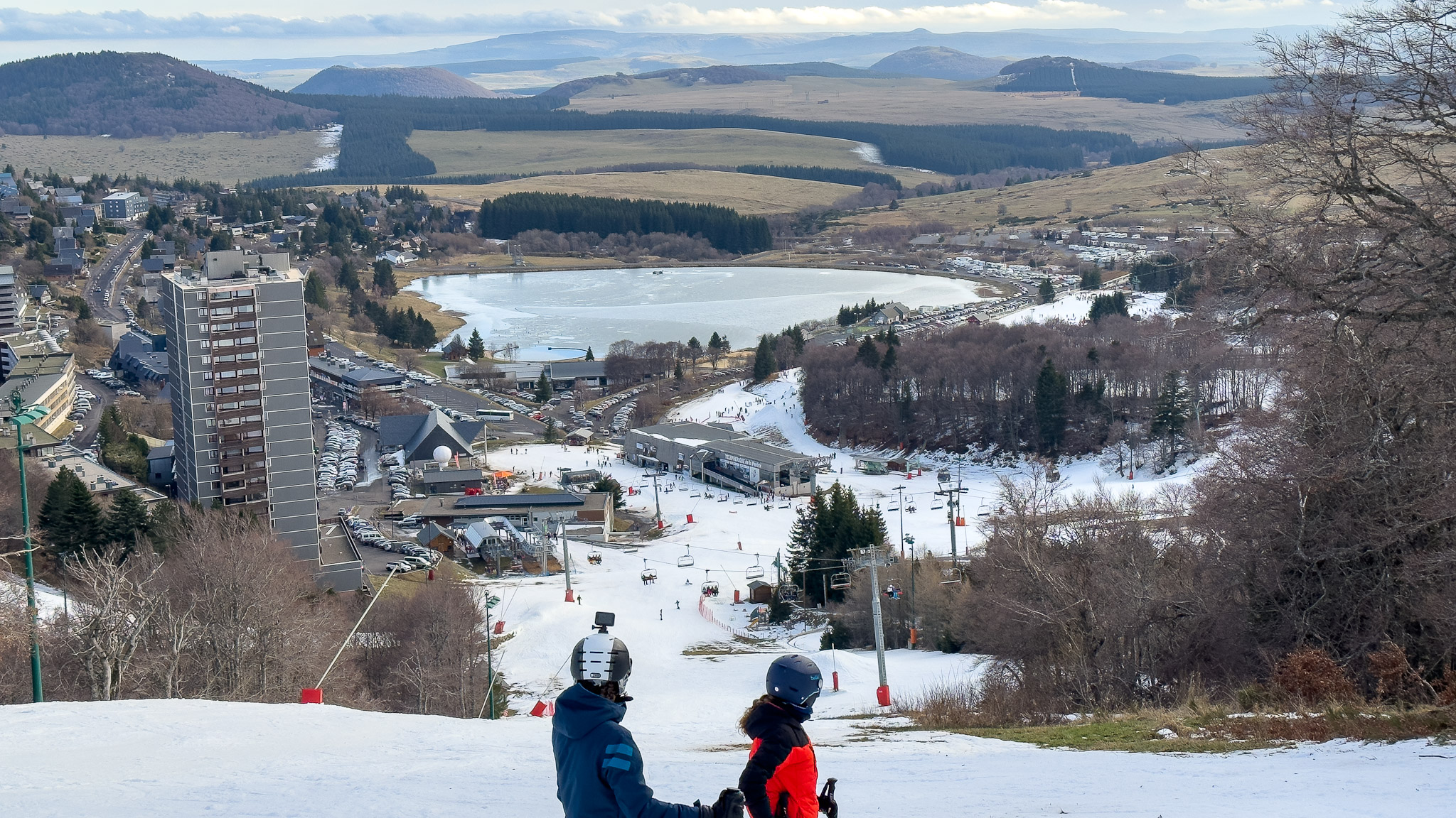 Super Besse : Vue Station, Gare de Départ Téléphérique de la Perdrix - Panorama Unique