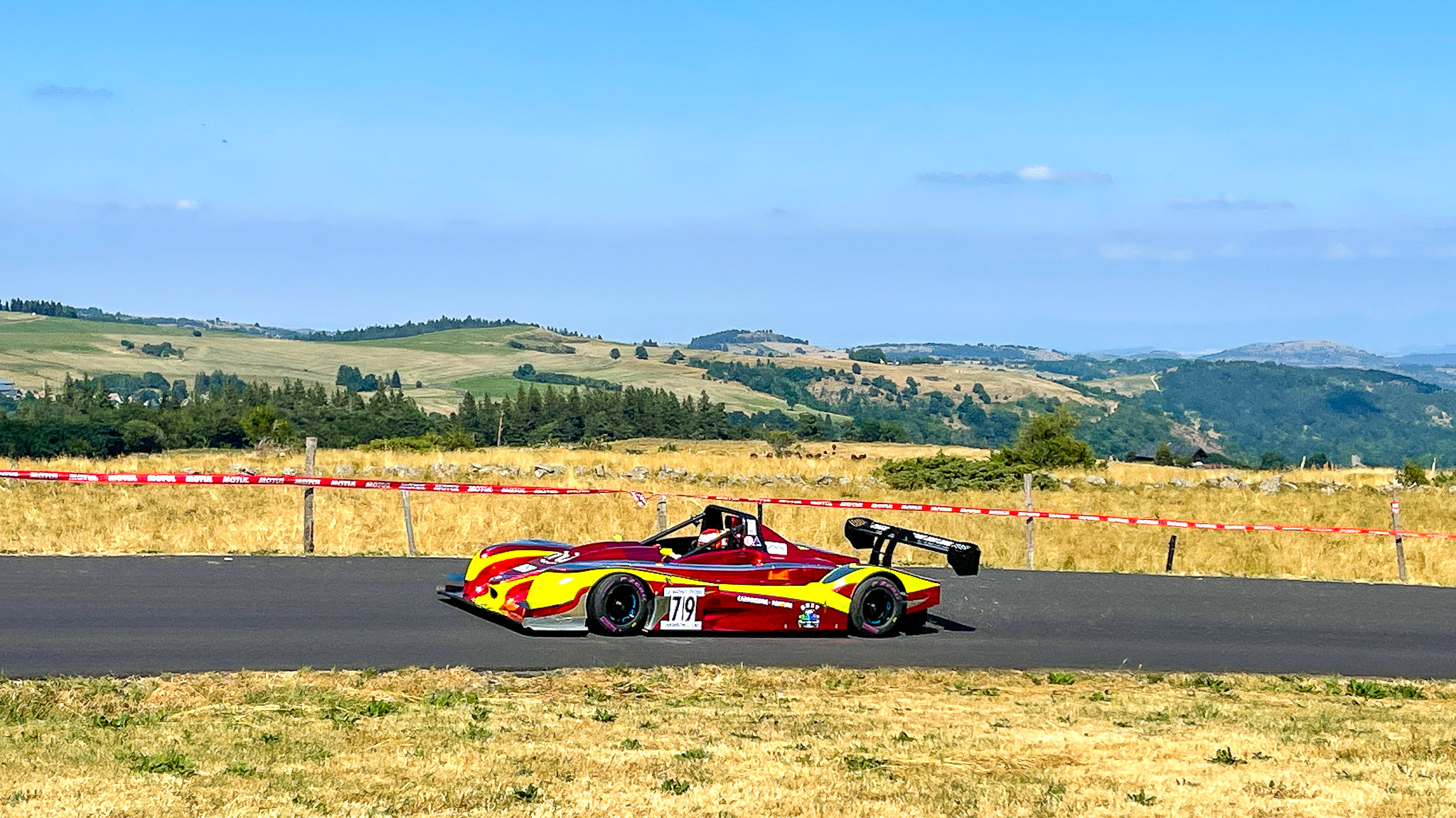 Course de Côte du Mont Dore : Pied au Plancher - Vitesse et Performance