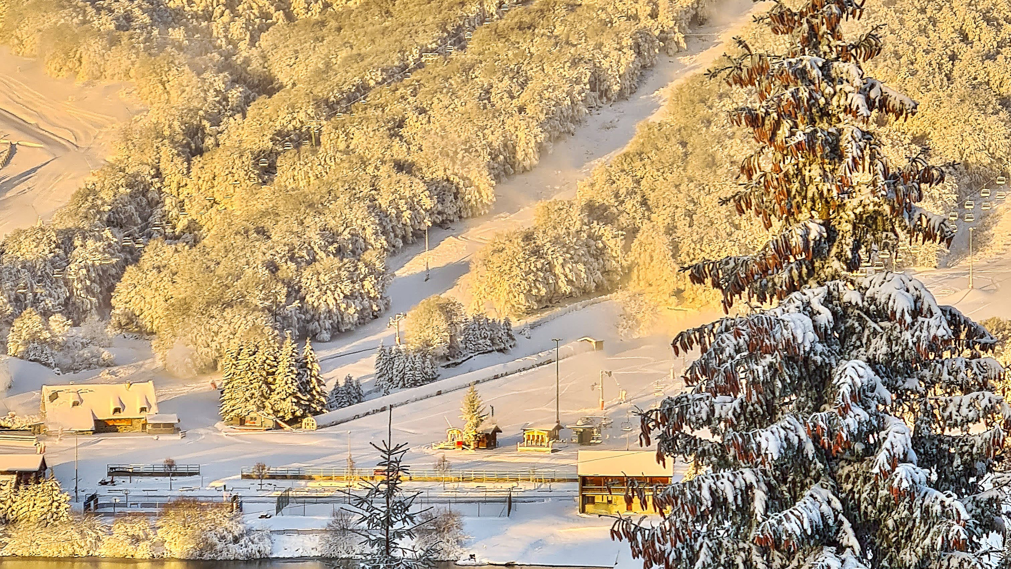 Chalet Ma Cambuse Super Besse - Superbes Pistes à Vos Pieds