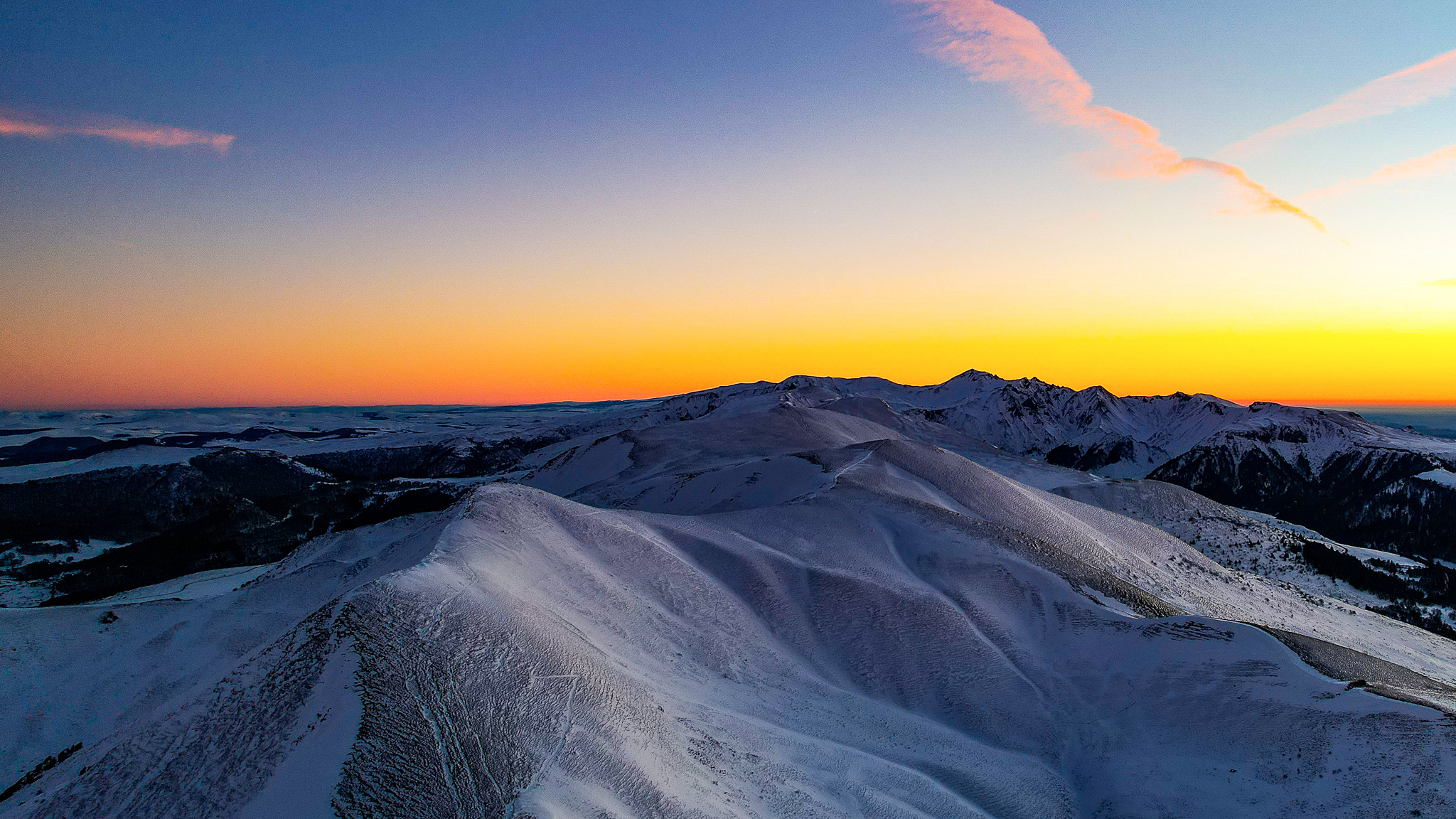 Massif Adventif - Massif du Sancy - Puy de Sancy - Puy Ferrand : Magie des Couleurs du Crépuscule