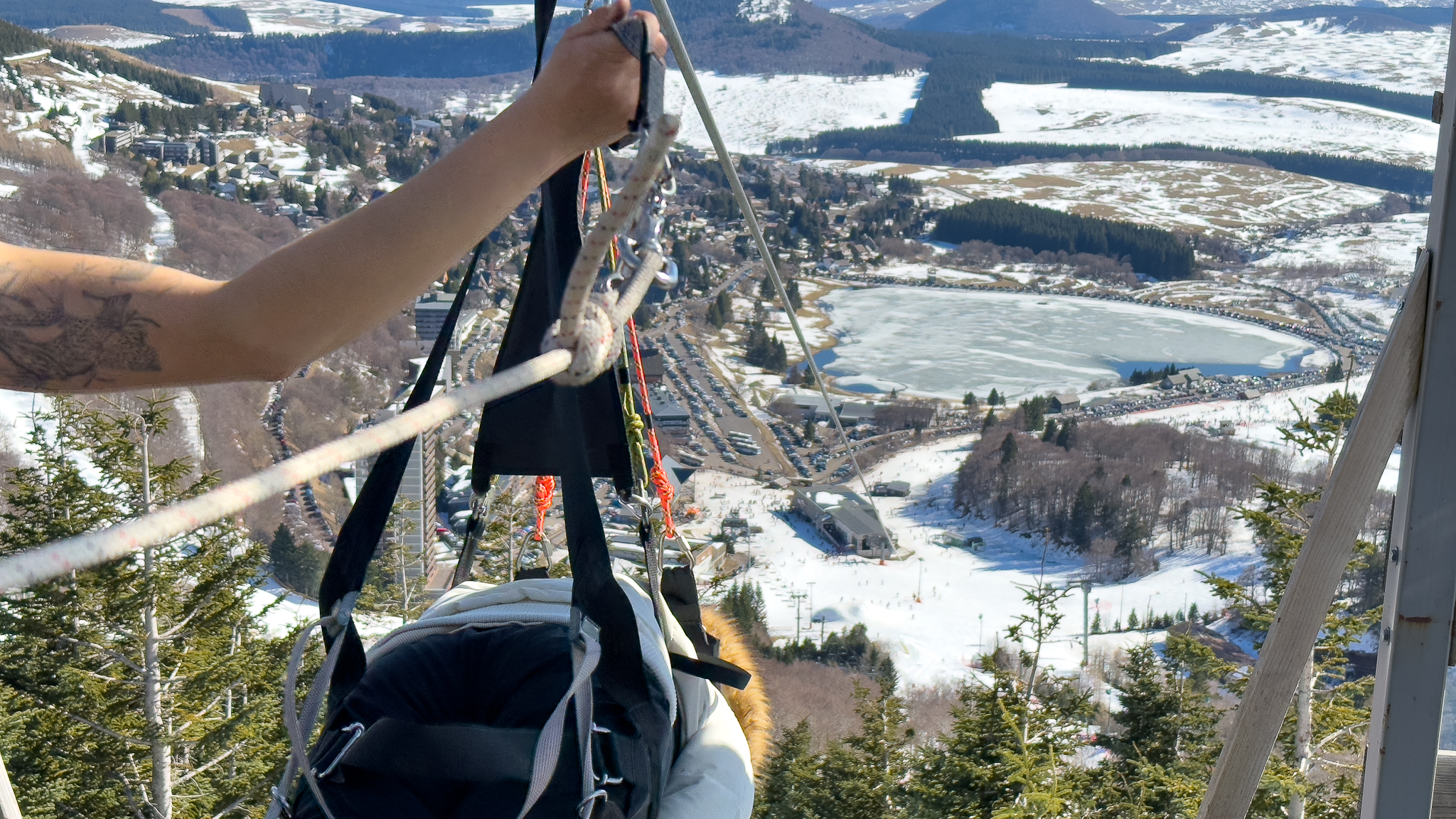 Tyrolienne Super Besse : Prêt pour le Grand Départ !