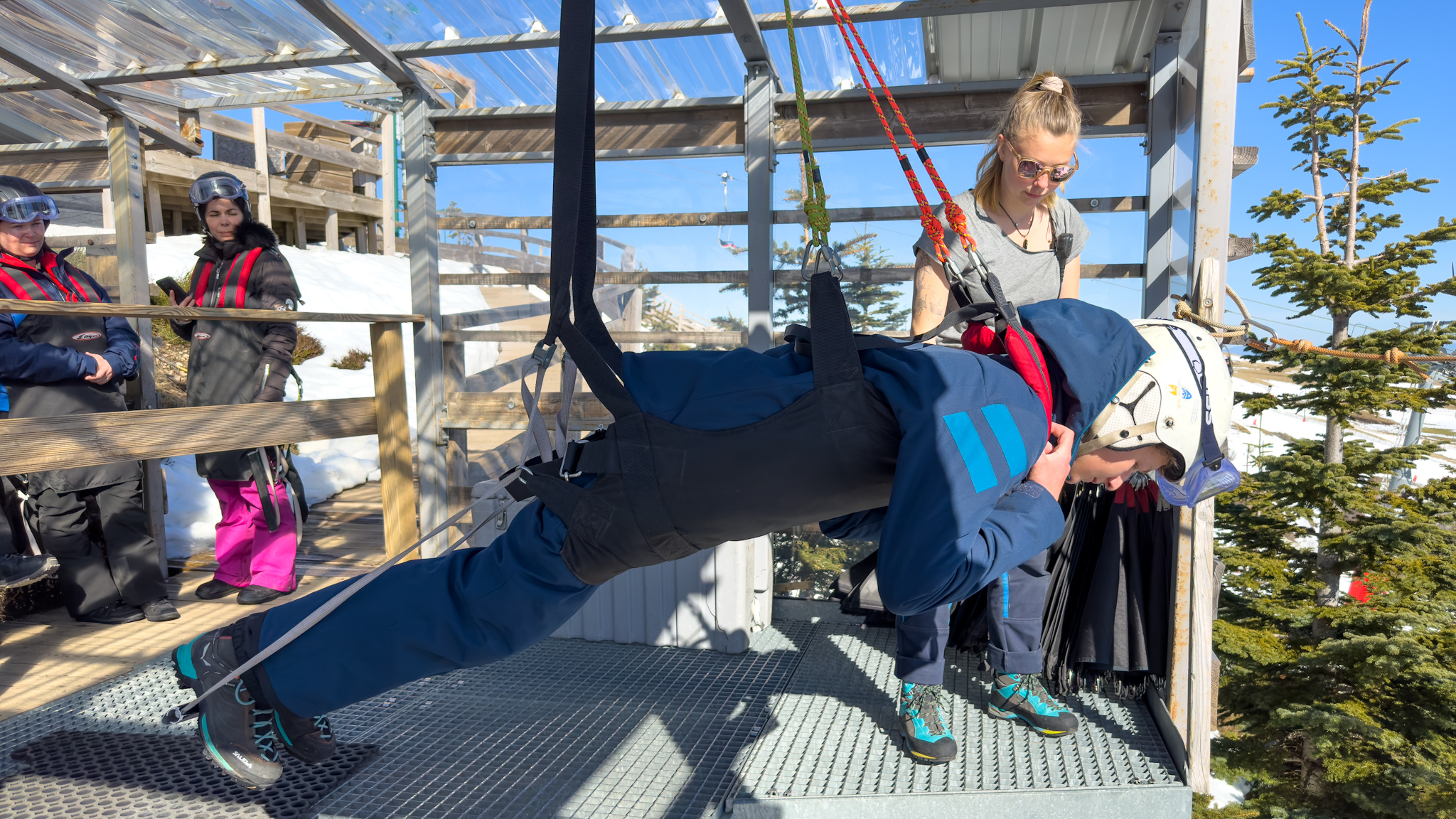 Tyrolienne Super Besse : Préparation avant le grand saut!