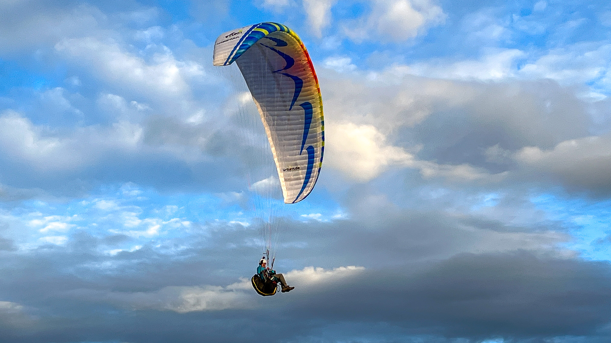 Puy de Dôme : Vol Libre en Parapente, Sensation Unique au Sommet